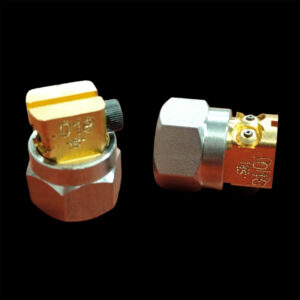 NOZZLE,RIGHT ANGLE,2 ORI,.018 DIA X 15 DEG
